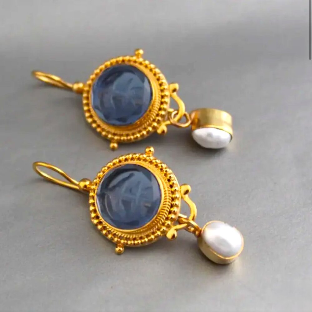 NEW Etienne French Regency Cobalt Blue Engraved Glass Pearl Drop Earrings - Picture 2 of 4
